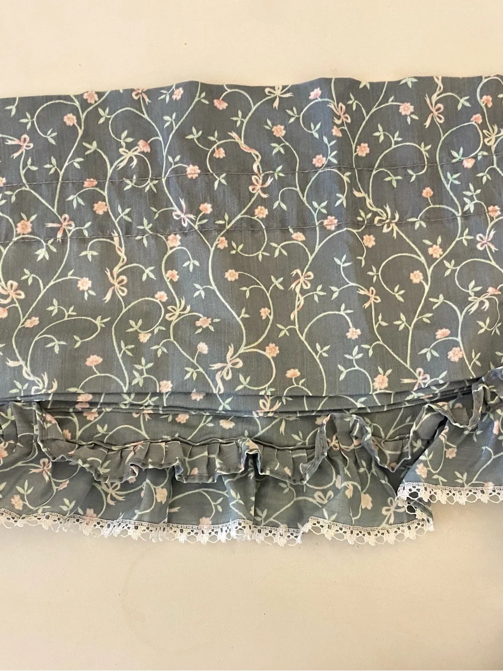 Ruffled Floral Valance Curtain Panel in Dusty Blue Vintage Unbranded 85 x 12”
